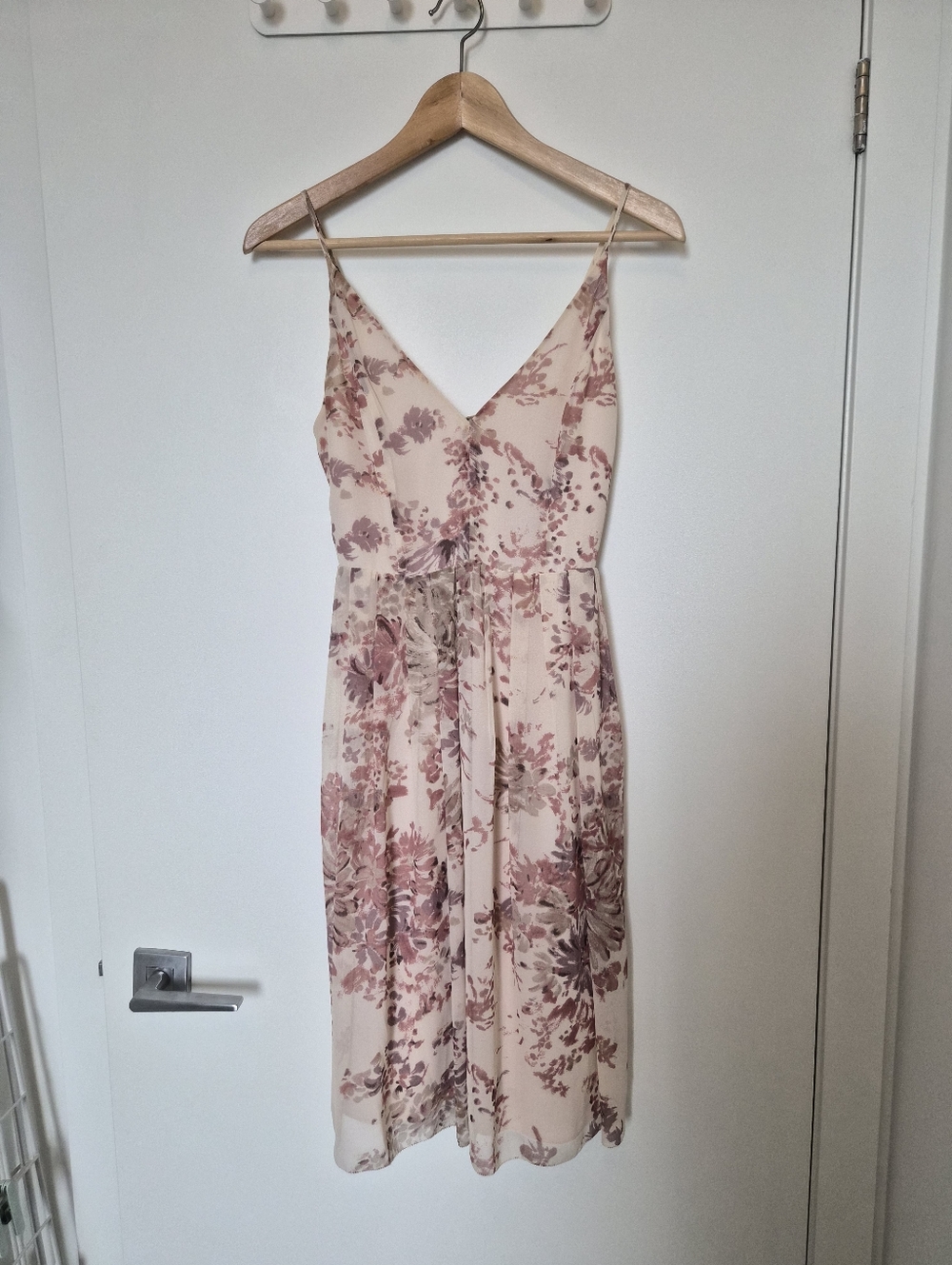 Aritzia Wilfred Midi Dress